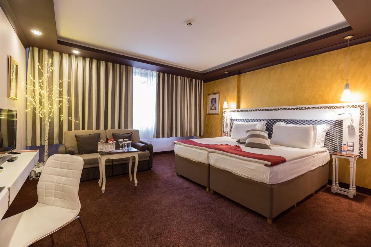 Diplomat Plaza Hotel&Resort Lukovit Esterno foto